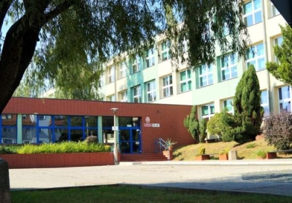 Zespół Szkół Zawodowych i Ogólnokształcących im. Kombatantów Ziemi Lubańskiej w Lubaniu